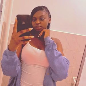 Meet your Posher, Mariama